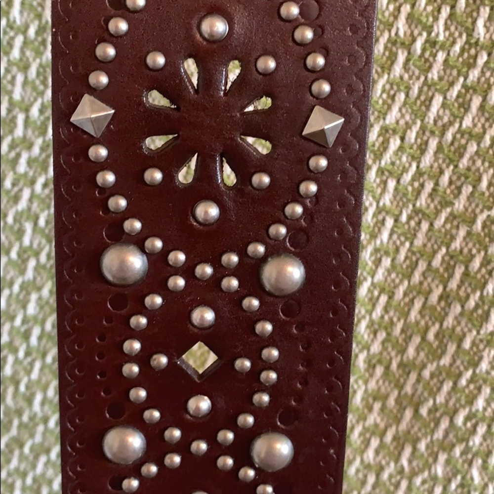 Belt - Picture 2 of 5